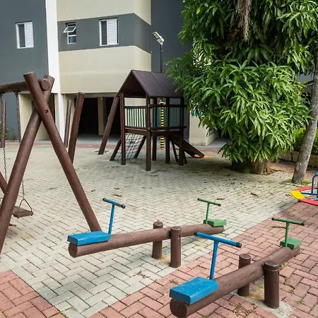 Condomínio Residencial Jardim das Palmeiras 2-3